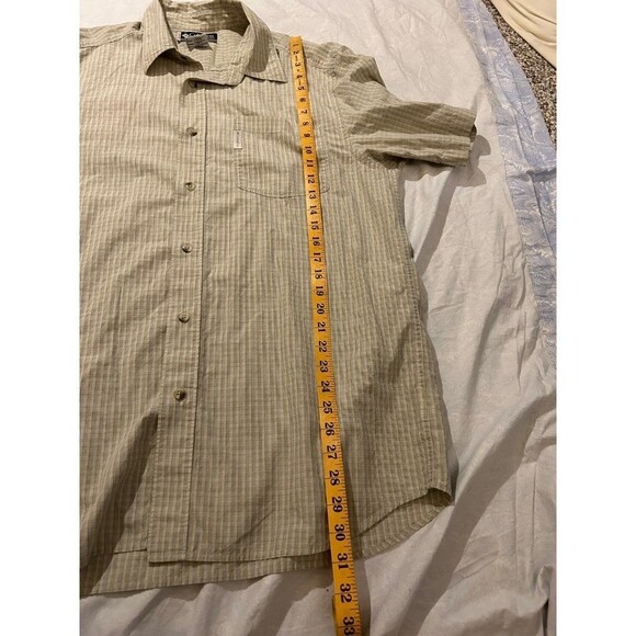 Columbia mens Short Sleeve Button Up and TShirt Lot Size L - Picture 6 of 12